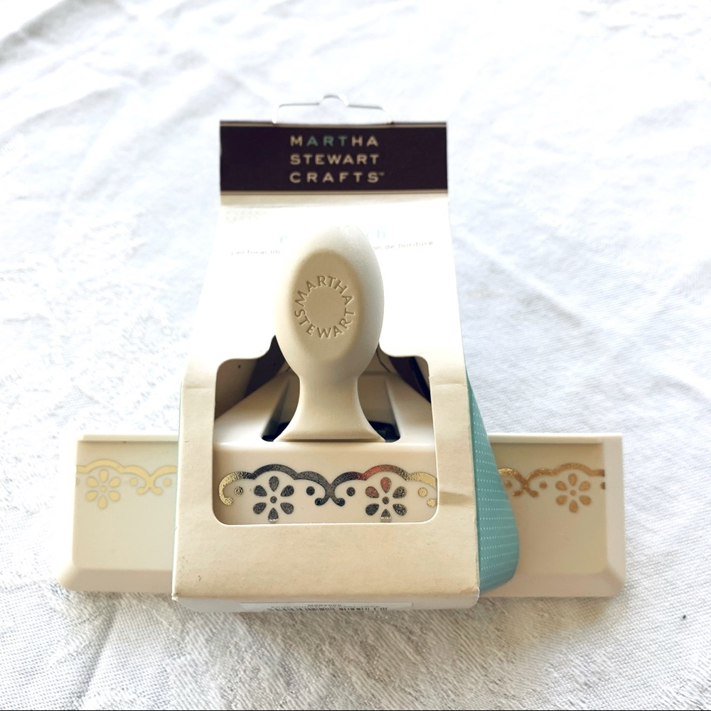 New Martha Stewart retired edge craft floral lace punch EK Sucess scrapb…